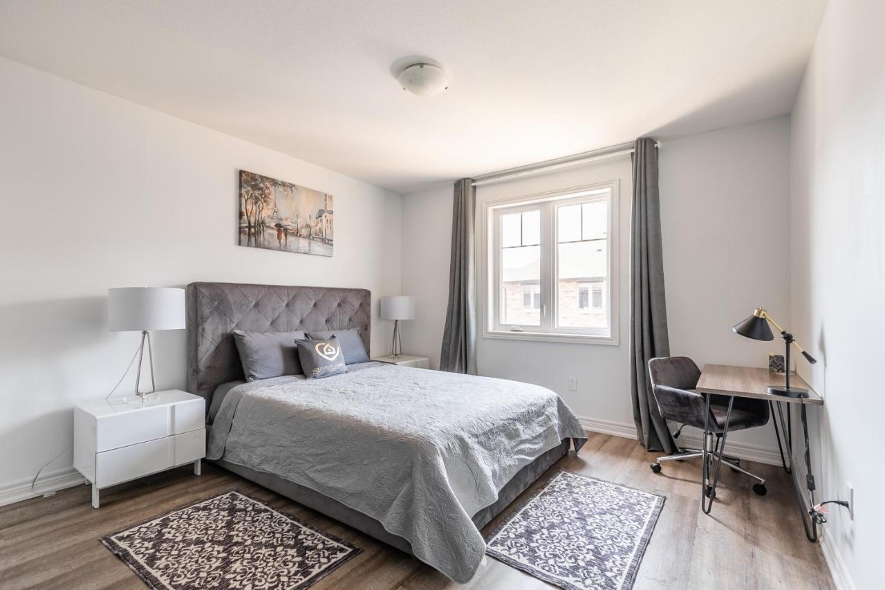 Modern Hamilton Homes Lake Ontario Shore By Globalstay Εξωτερικό φωτογραφία