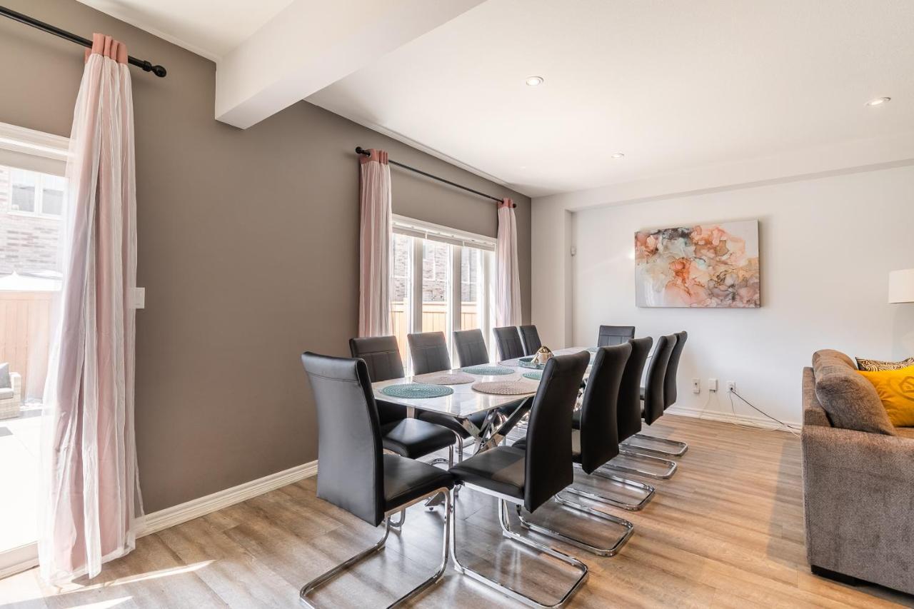 Modern Hamilton Homes Lake Ontario Shore By Globalstay Εξωτερικό φωτογραφία