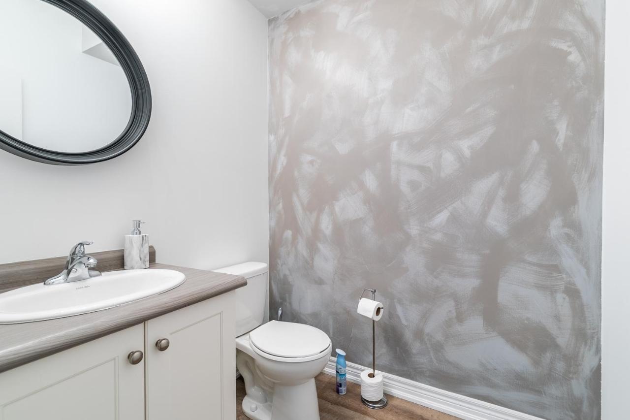 Modern Hamilton Homes Lake Ontario Shore By Globalstay Εξωτερικό φωτογραφία