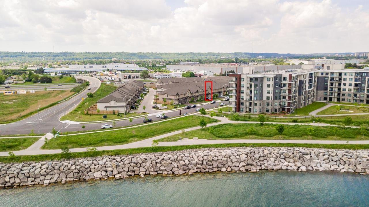 Modern Hamilton Homes Lake Ontario Shore By Globalstay Εξωτερικό φωτογραφία